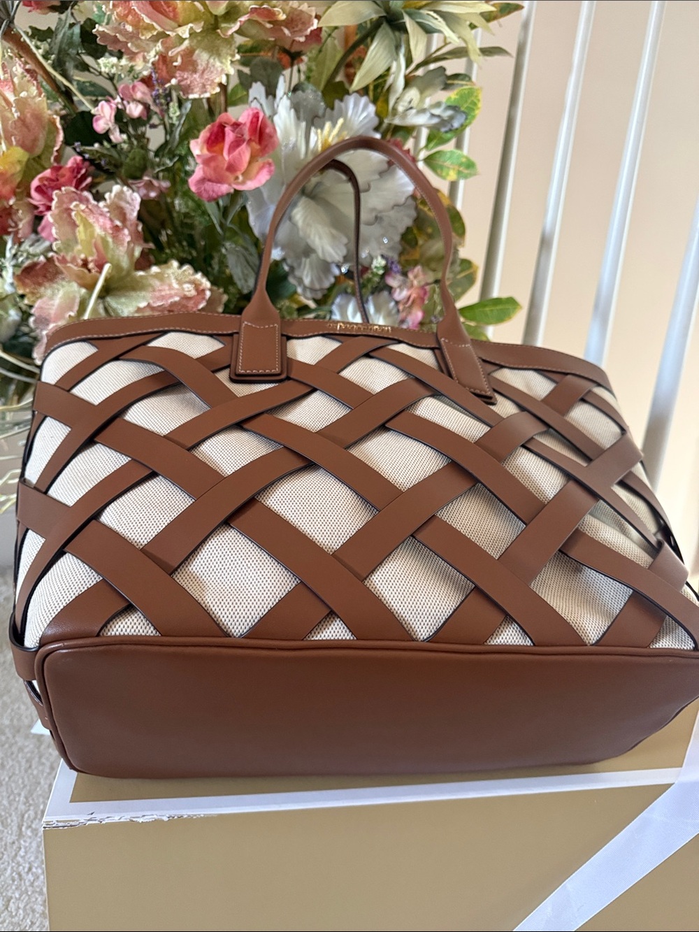 Michael Kors Sieana Large Tote Brand New Authentic 14x12 - Picture 10 of 10